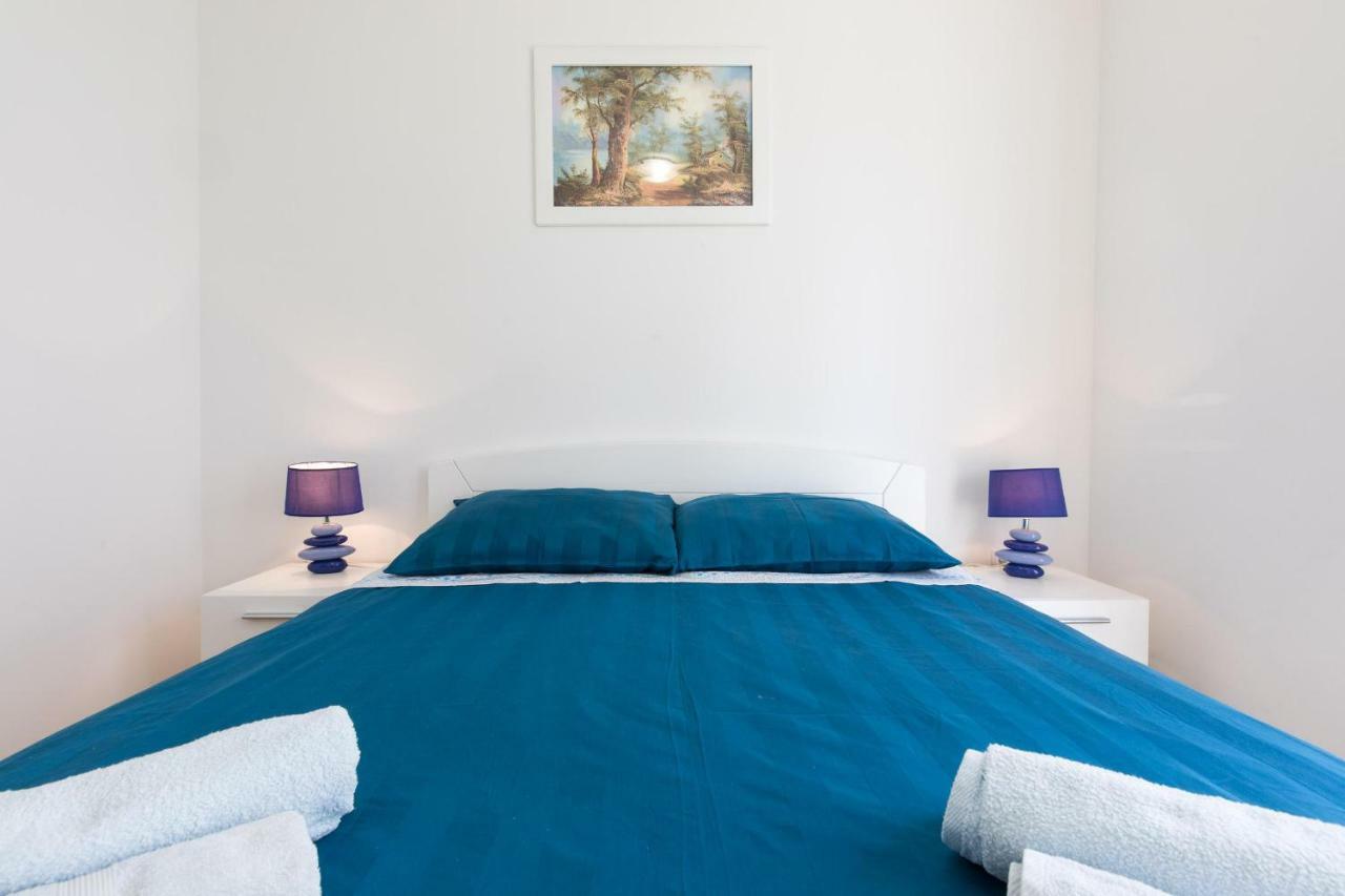Apartments Nino Malinska Bagian luar foto